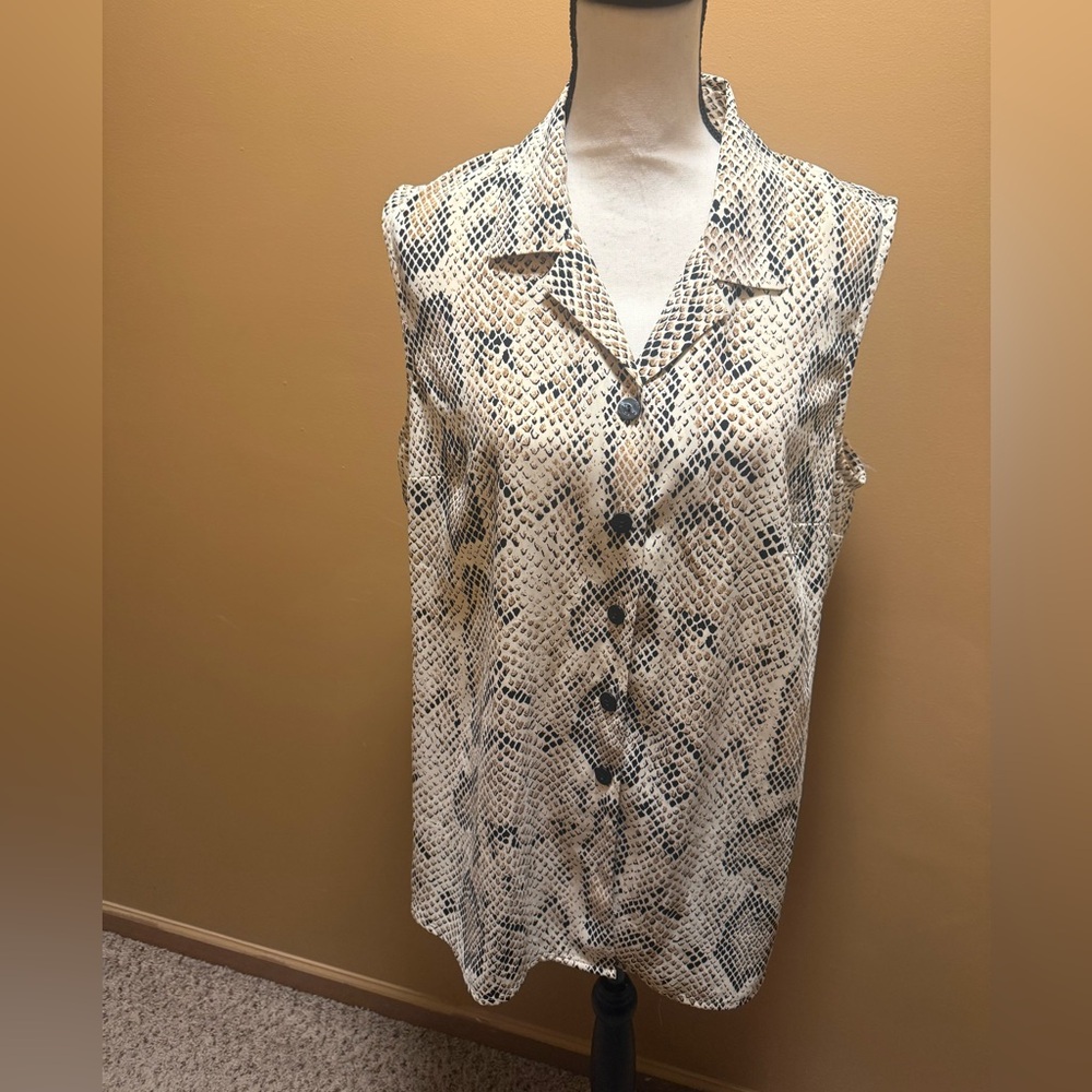 Kathy Che women’s snake print sleeveless button down blouse sz 16 polyester